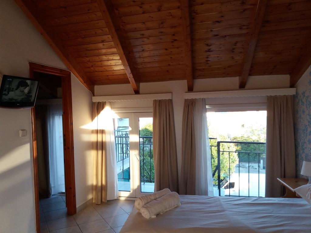 Chloe Attic Villa Agia Efimia Eksteriør bilde